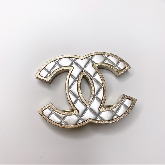 Chanel Silver Brooch in EUC - Picture 6 of 7